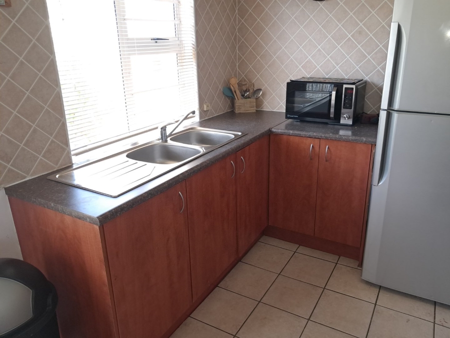 2 Bedroom Property for Sale in Admirals Park Western Cape